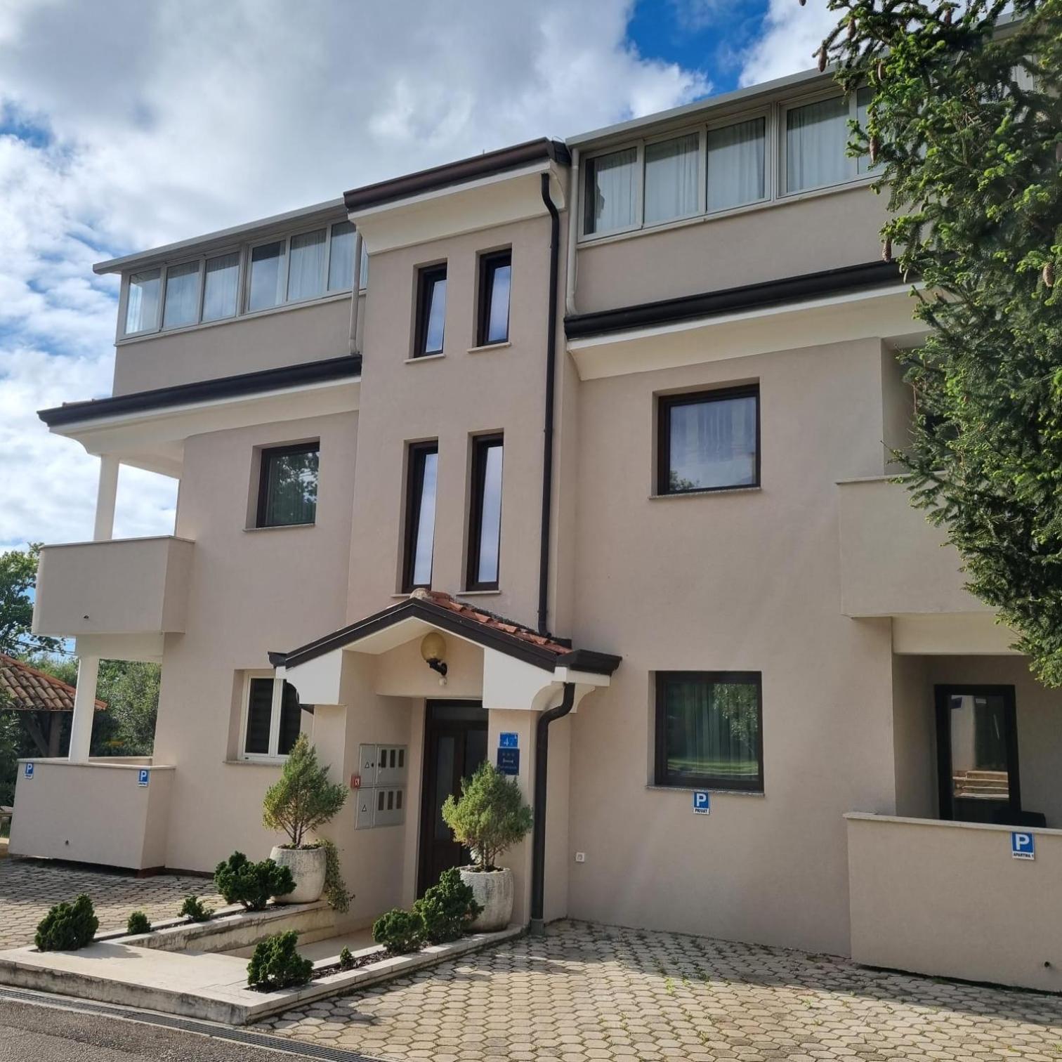 Apartments Krizine Umag Exterior photo